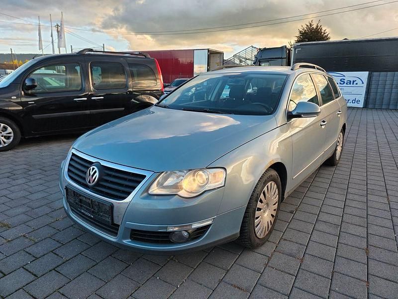 Grau Gebraucht 2010 VW Passat Comfortline Kombi | 2.250 € (Superpreis) - Bild 1/4