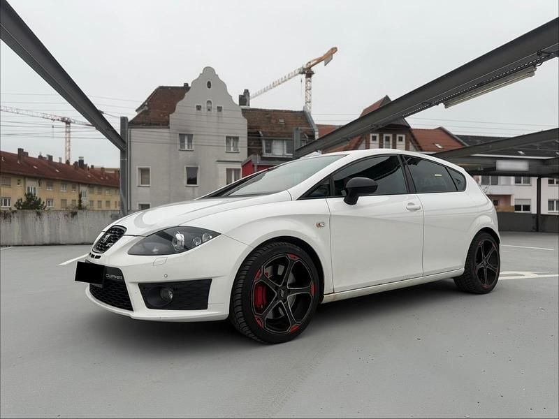 Gebraucht Seat Leon CUPRA 265 PS (194 kW) 2011 Weiß Kleinwagen