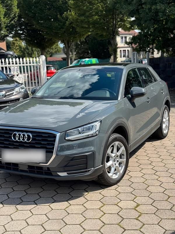 Gebraucht Audi Q2 Ambiente 150 PS (110 kW) 2018 SUV