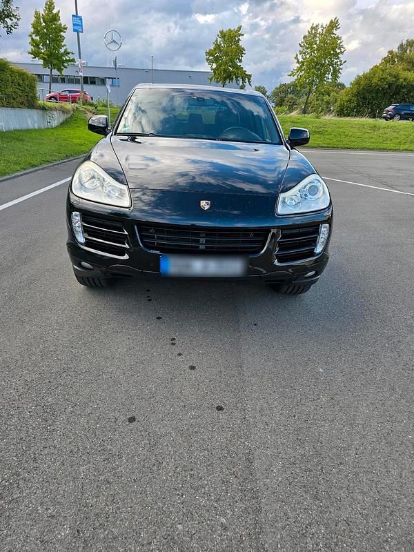 Schwarz Gebraucht 2009 Porsche Cayenne SUV | 12.500 € (Fairer Preis) - Bild 1/4