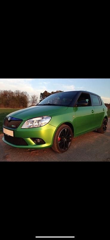 Grün Gebraucht 2011 Skoda Fabia RS Kleinwagen | 3.390 € (Guter Preis) - Bild 1/1
