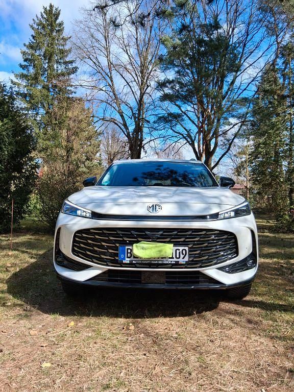 Gebraucht MG HS Luxury 170 PS (125 kW) 2025 Weiß SUV