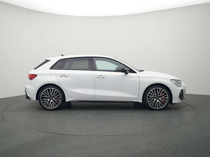 Gebraucht Audi S3 Sport 333 PS (244 kW) 2025 Gletscherweiss Limousine