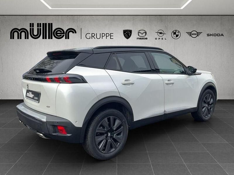 Gebraucht Peugeot 2008 GT 131 PS (96 kW) 2023 Lack weiss perlglänzend/typ au SUV