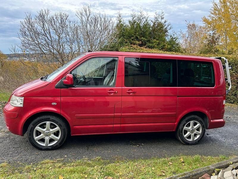Rot Gebraucht 2006 VW T5 Van | 9.999 € (Superpreis) - Bild 1/4