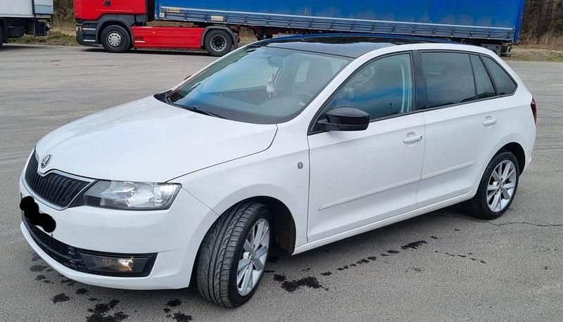 Gebraucht Skoda Rapid Elegance 90 PS (66 kW) 2013 Weiß Kleinwagen