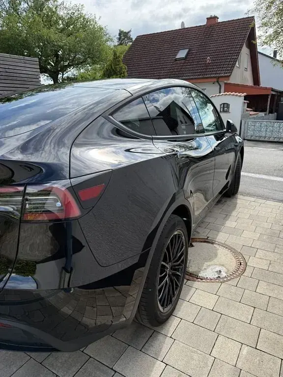 Usado Tesla Model Y Long Range AWD 274 kW (373 CV) 2022 Negro SUV