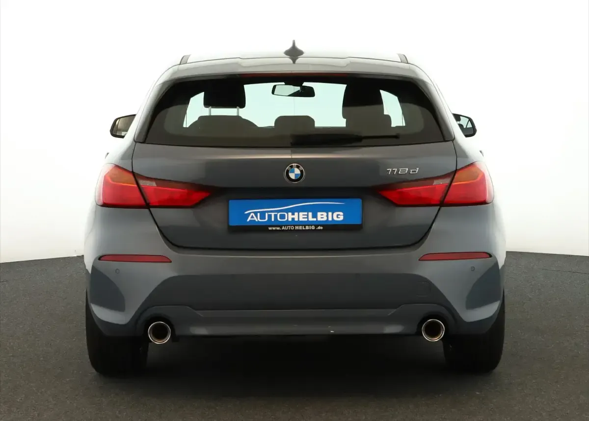 Gebraucht BMW 118 150 PS (110 kW) 2021 Storm bay grau metallic SUV