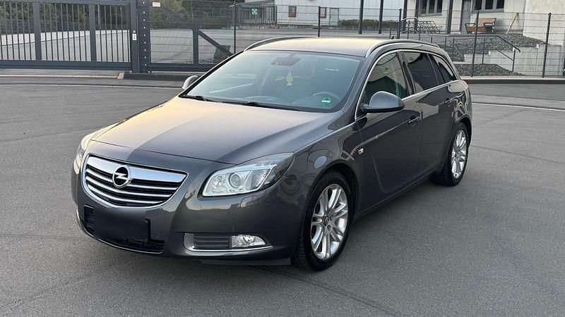 Gebraucht 2010 Opel Insignia Kombi | 2.599 € (Superpreis) - Bild 1/4