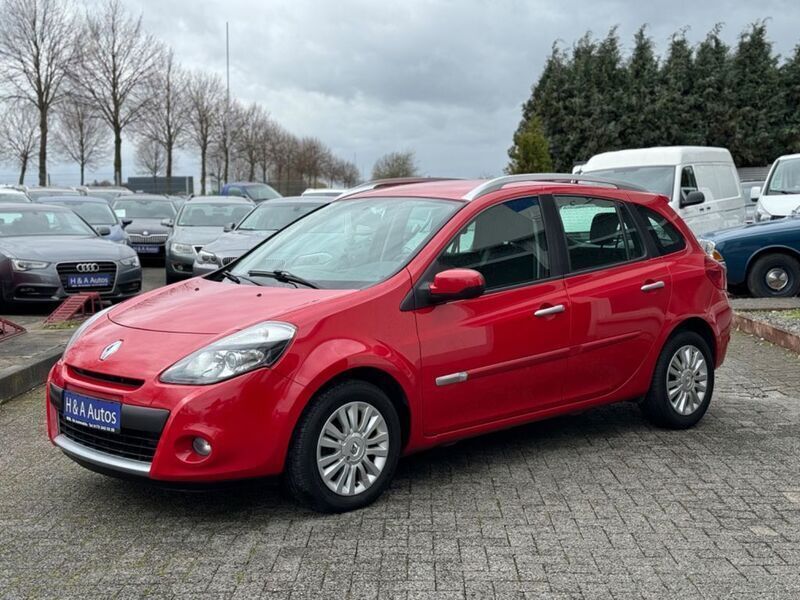 Brugt Renault Clio II Dynamique 86 HK (63 kW) 2010 Rød Sedan