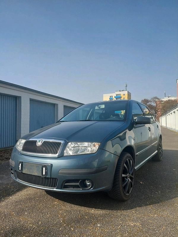 Gebraucht Skoda Fabia 101 PS (74 kW) 2006 Grau Kleinwagen