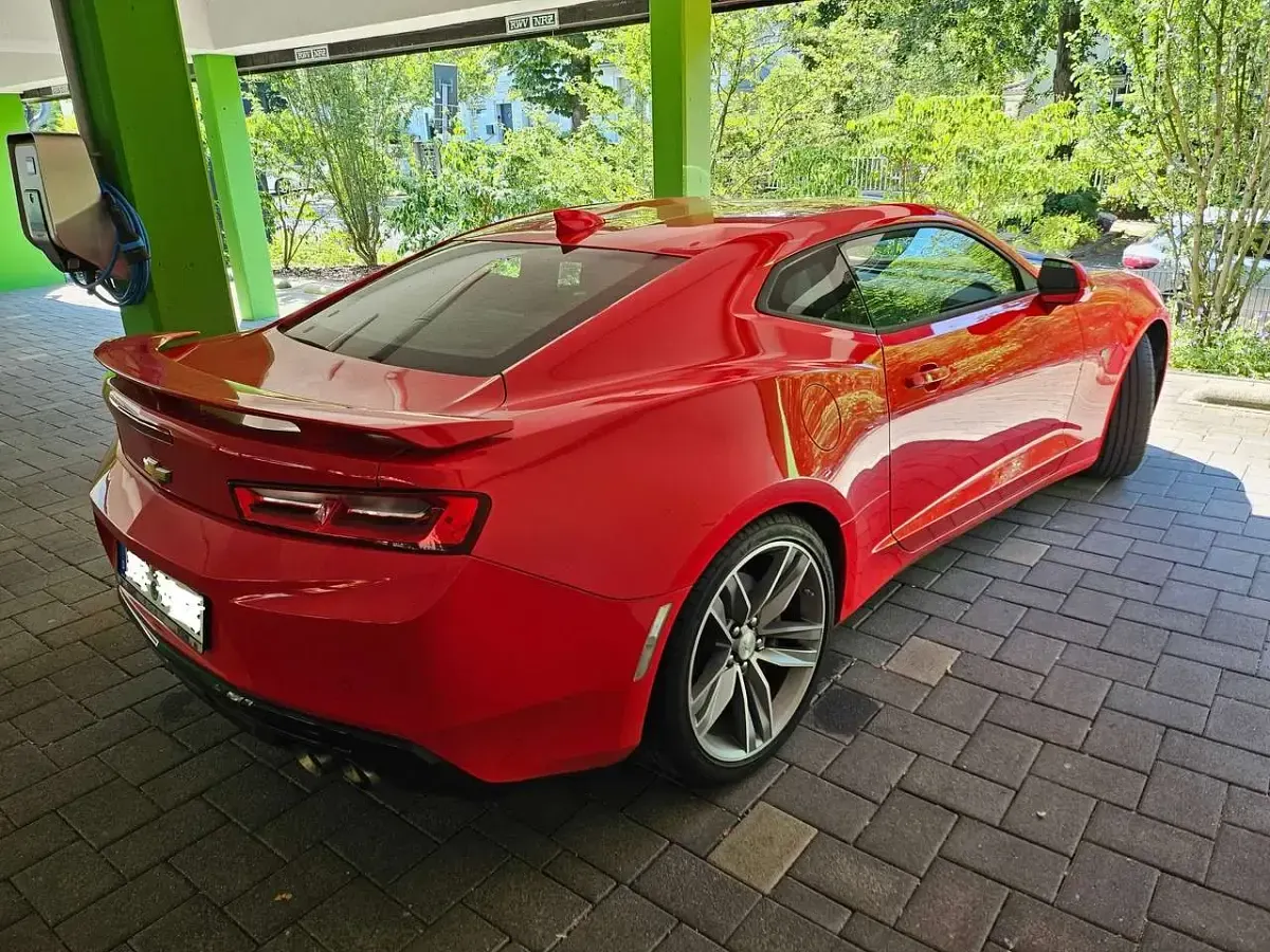 Gebraucht Chevrolet Camaro 453 PS (333 kW) 2018 Rot Coupé