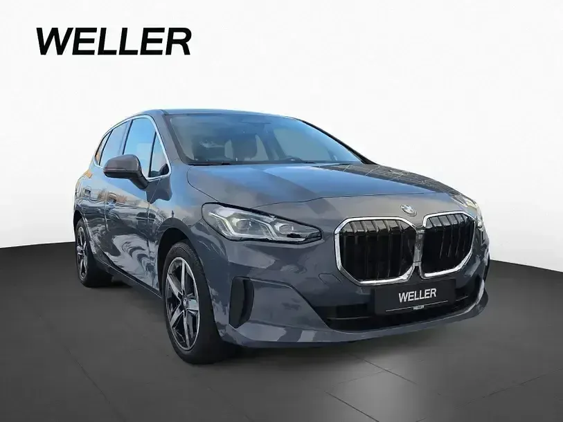 Gebraucht BMW 218 Active Tourer Performance 150 PS (110 kW) 2022 Sparkling kupfergrau (grau) Van / Kleinbus