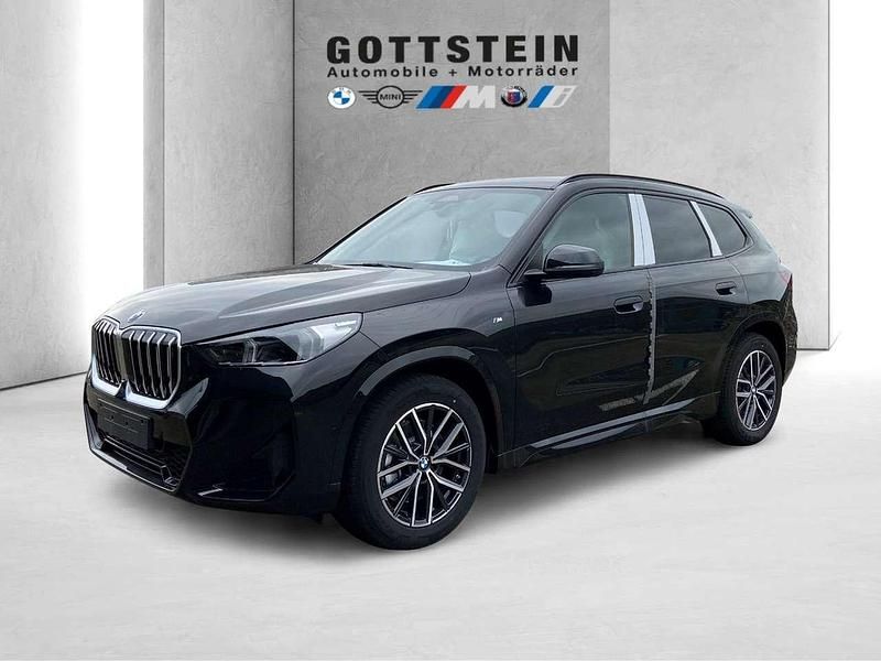 Cape york gruen Neu 2025 BMW X1 M Sport SUV | 47.990 € (Guter Preis) - Bild 1/3