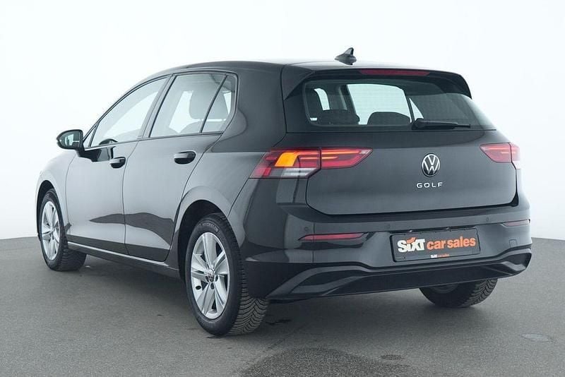 Gebraucht VW Golf VIII Life 150 PS (110 kW) 2024 Schwarz Limousine