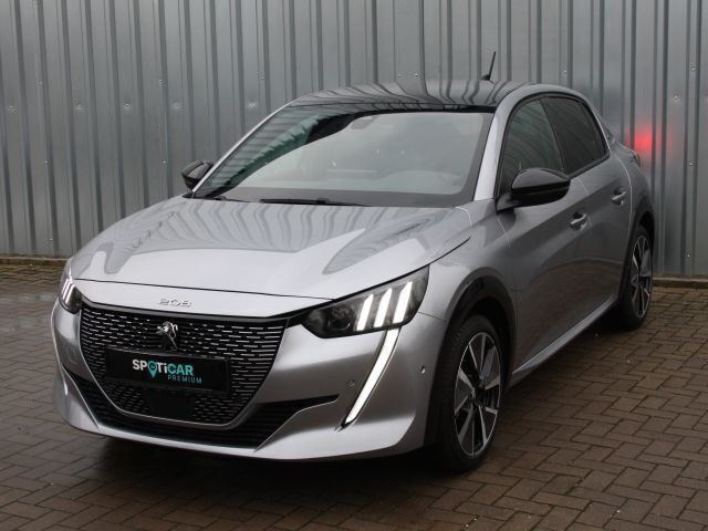 Gebraucht Peugeot e-208 GT 100 kW (136 PS) 2021 Artense silber metallic Kleinwagen