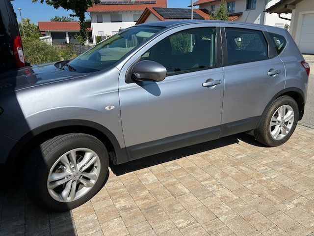 Silber Gebraucht 2013 Nissan Qashqai Acenta SUV | 7.900 € (Fairer Preis) - Bild 1/4