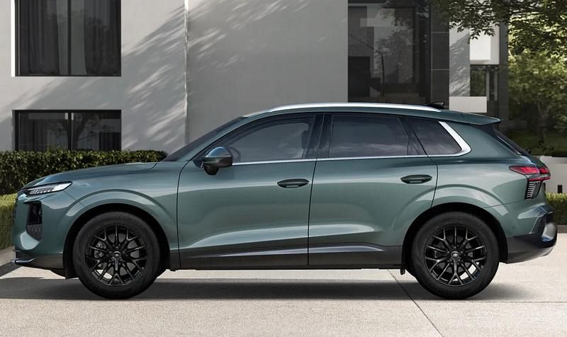Neu Audi Q3 Ambiente 204 PS (150 kW) 2026 Salbeigrün metallic SUV