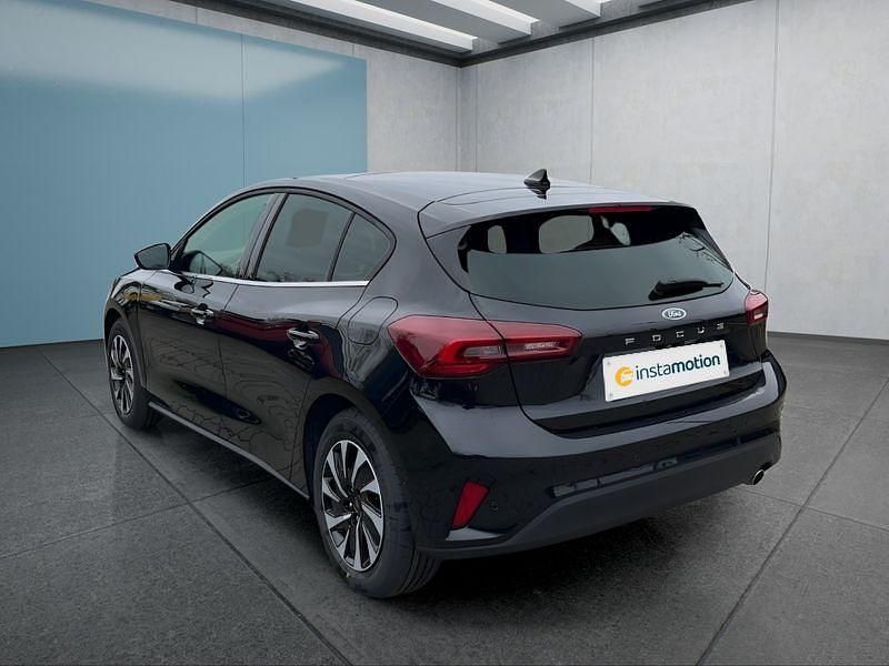 Nowe Ford Focus Titanium 155 KM (114 kW) 2025 Czarny Sedan/Limuzyna