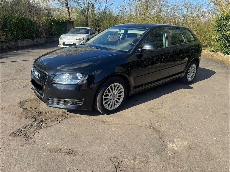 Gebraucht Audi A3 Ambition 125 PS (91 kW) 2010 Schwarz Kleinwagen