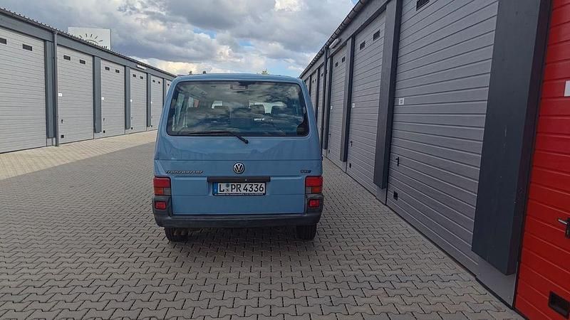 Gebraucht VW T4 88 PS (64 kW) 2002 Blau Van