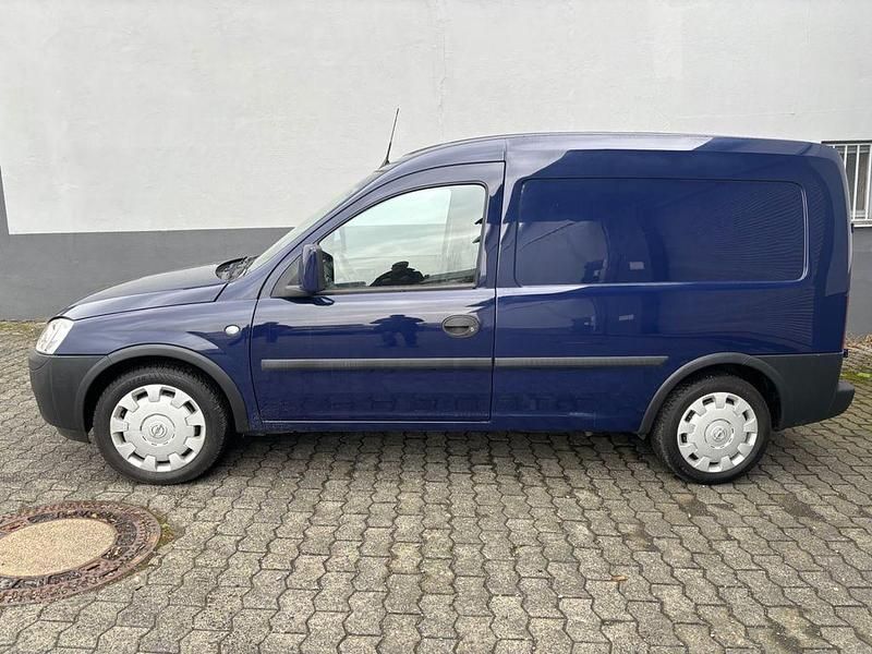 Gebraucht Opel Combo 94 PS (69 kW) 2007 Blau Van / Kleinbus