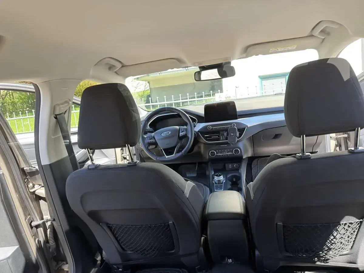 Gebraucht Ford Focus Business Edition 120 PS (88 kW) 2018 Kombi