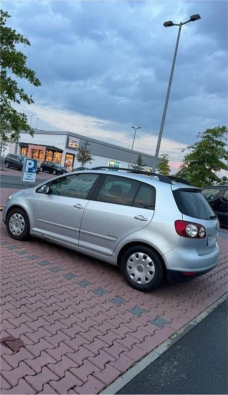 Grau Gebraucht 2008 VW Golf Plus Cross Van / Kleinbus | 3.000 € (Guter Preis) - Bild 1/4