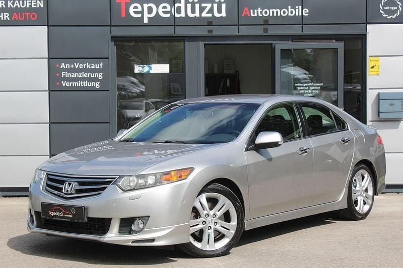 Silber Gebraucht 2010 Honda Accord Type S Limousine | 8.999 € (Fairer Preis) - Bild 1/4