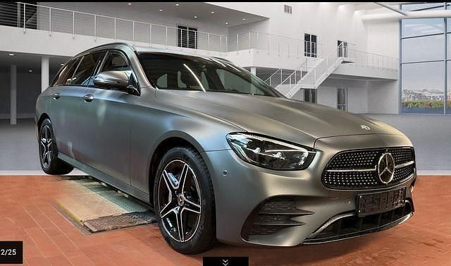 Schwarz Gebraucht 2022 Mercedes E300 AMG Limousine | 36.980 € (Superpreis) - Bild 1/4