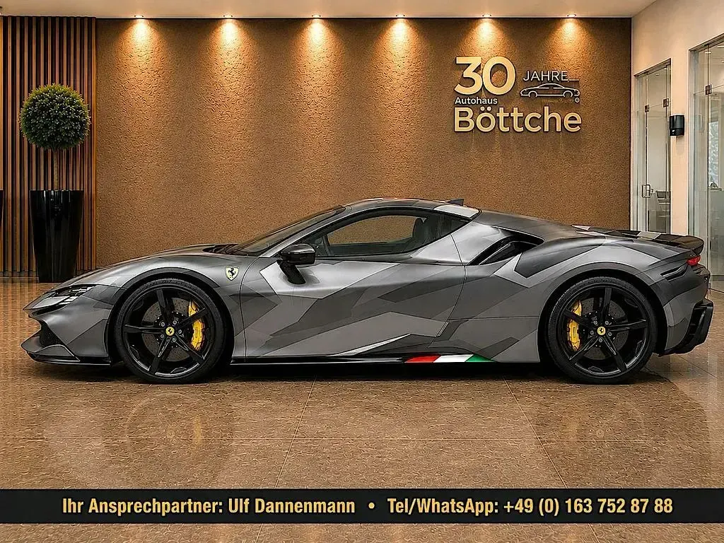 Gebraucht Ferrari SF90 1001 PS (736 kW) 2024 Grün Coupé