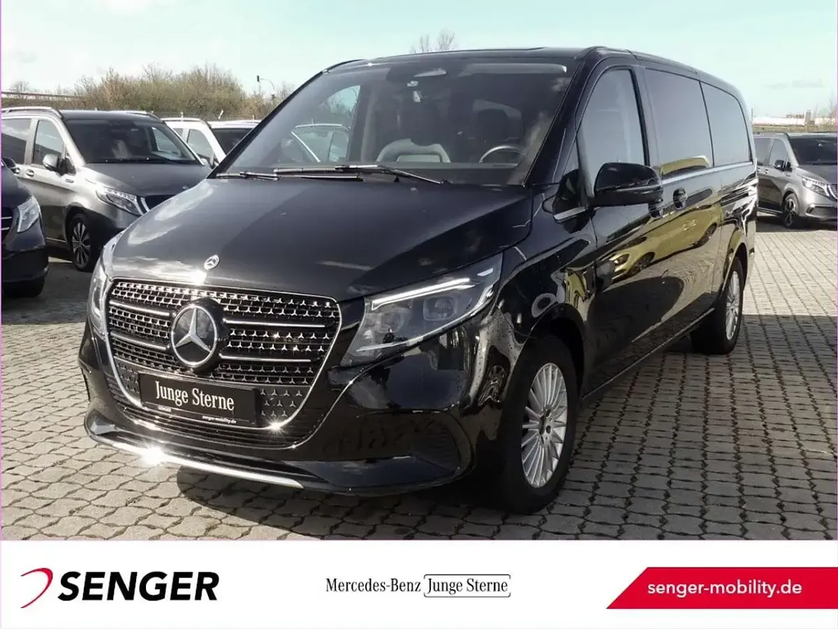 Gebraucht Mercedes V300 Avantgarde 237 PS (174 kW) 2024 Van / Kleinbus