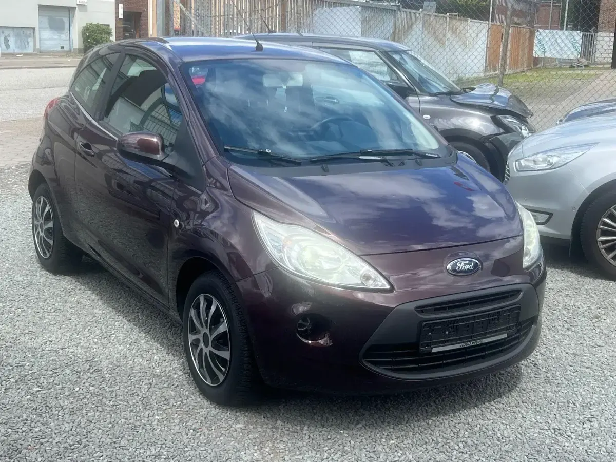 Gebraucht Ford Ka Trend 69 PS (50 kW) 2012 Kleinwagen