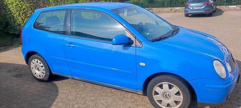 Second-hand VW Polo 110 CP (80 kW) 2004 Albastru Hatchback