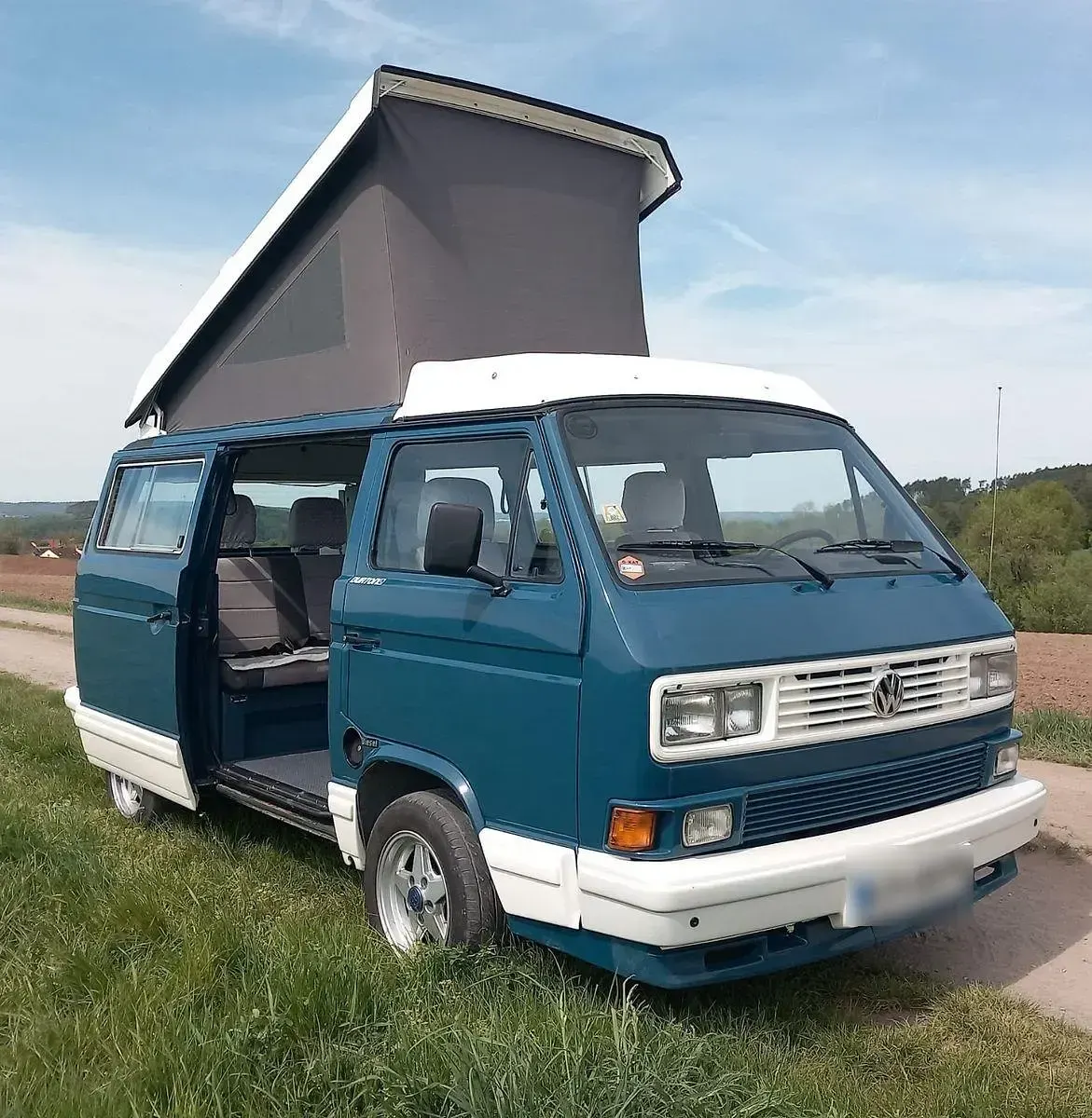 Używany VW Multivan 69 KM (50 kW) 1988 Niebieski Minivan
