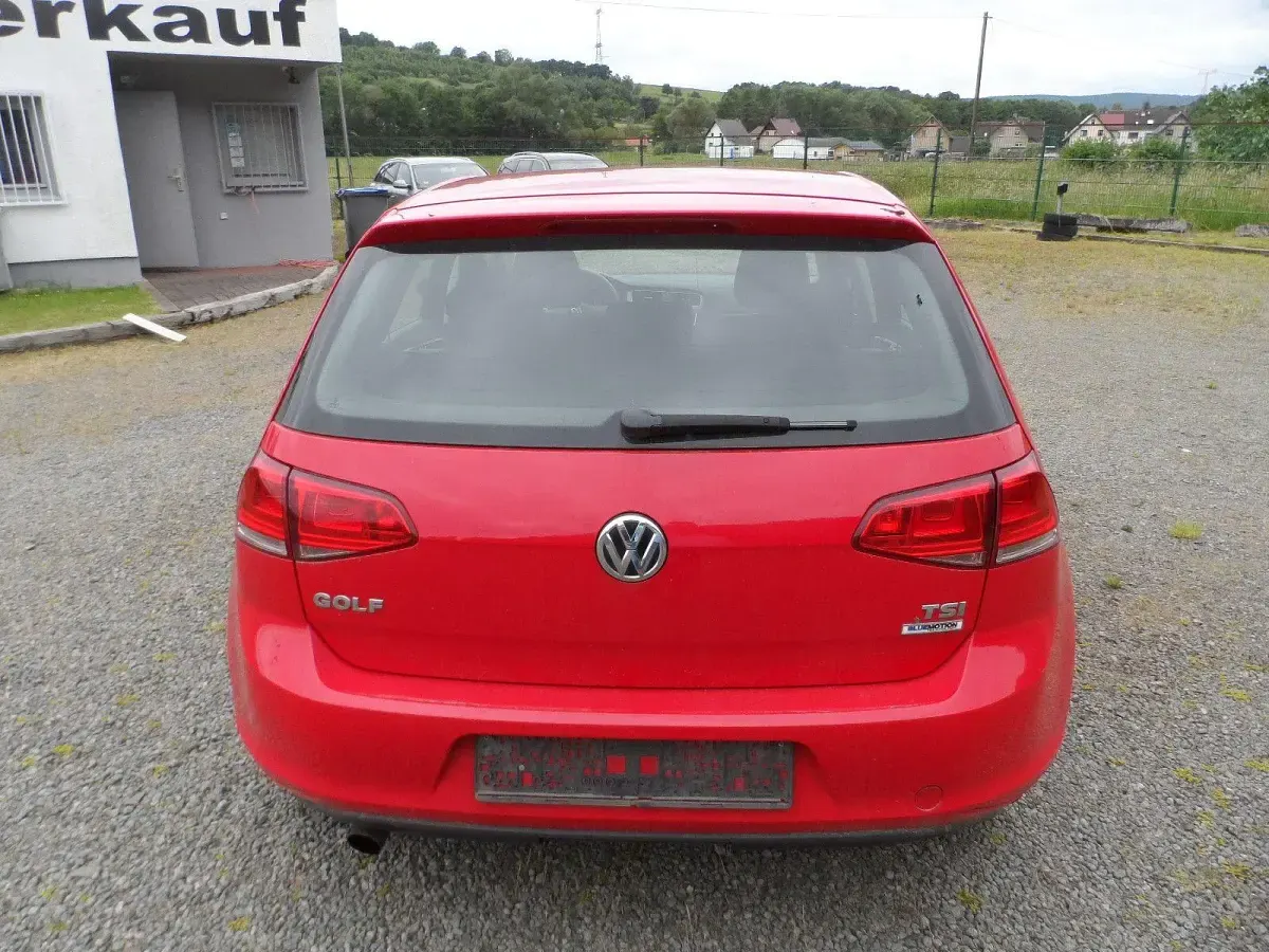 Gebraucht VW Golf VII S 110 PS (80 kW) 2015 Rot Limousine