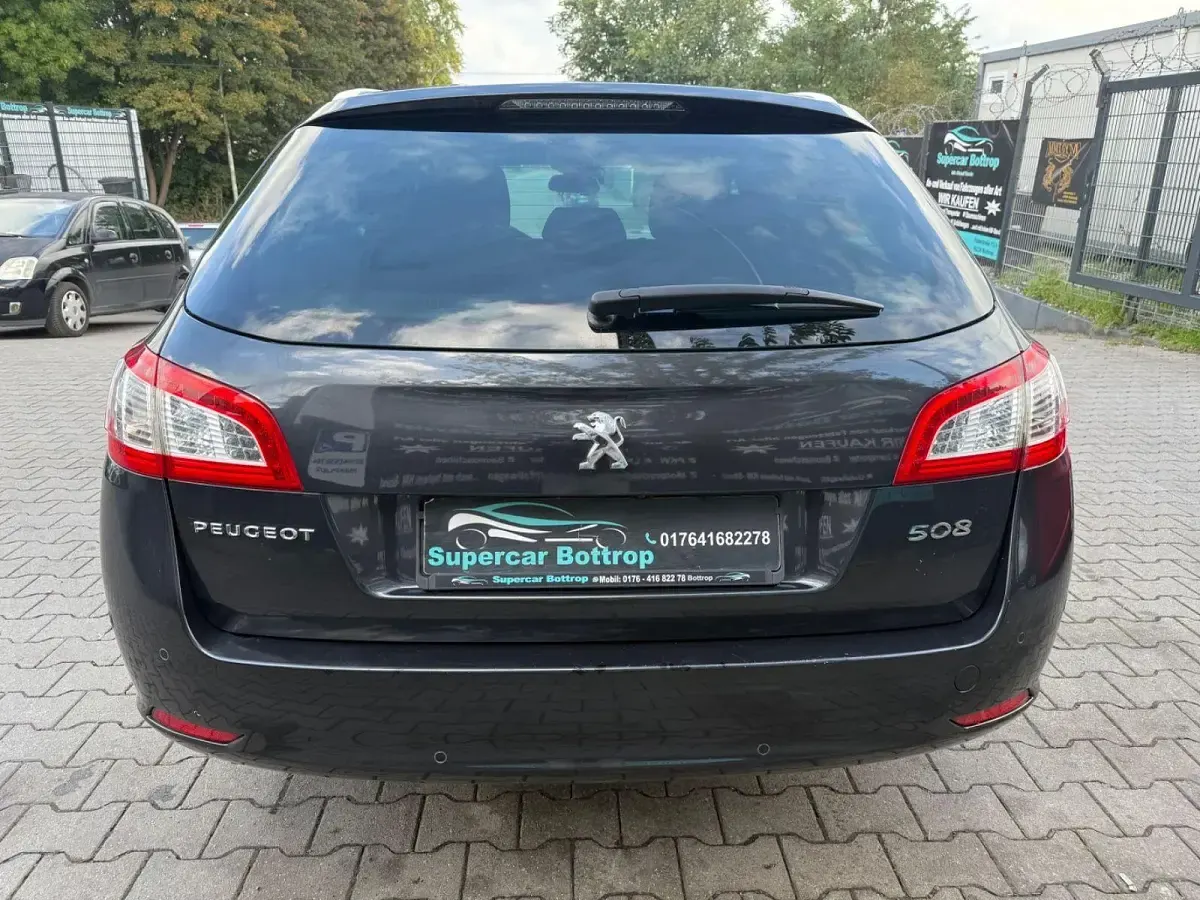Gebraucht Peugeot 508 SW Active 165 PS (121 kW) 2015 Grau Kombi