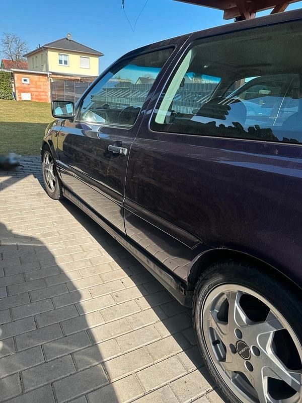 Gebraucht VW Golf III 75 PS (55 kW) 1995 Violet Kleinwagen