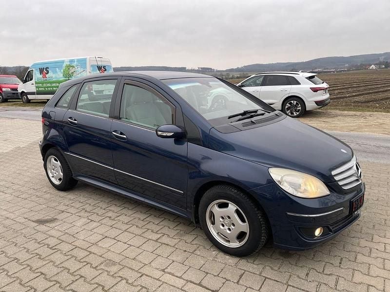 Usata Mercedes B150 95 CV (69 kW) 2006 Blu Monovolume