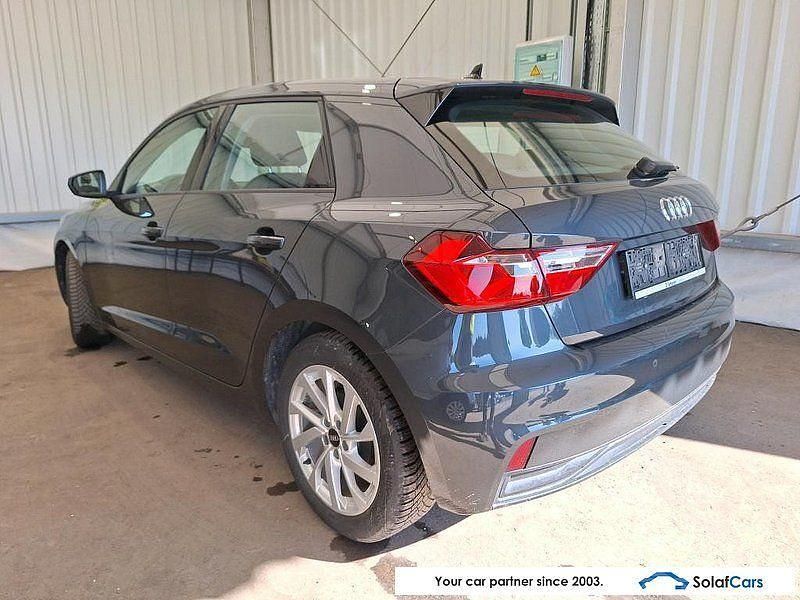 Gebraucht Audi A1 Advanced 95 PS (69 kW) 2022 Grau SUV