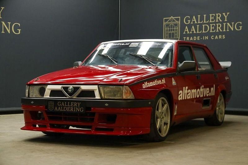 Usata Alfa Romeo 75 1990 Rosso Berlina