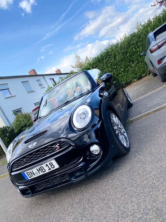 Schwarz Gebraucht 2017 Mini Cooper SD Kleinwagen | 18.900 € (Etwas zu teuer) - Bild 1/4