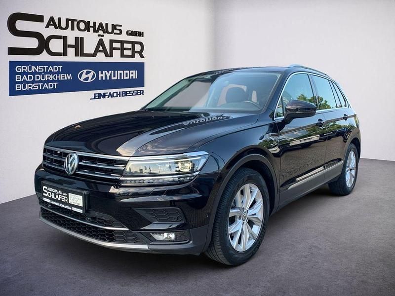 Deep black perleffekt Gebraucht 2020 VW Tiguan Highline SUV | 25.480 € (Fairer Preis) - Bild 1/4