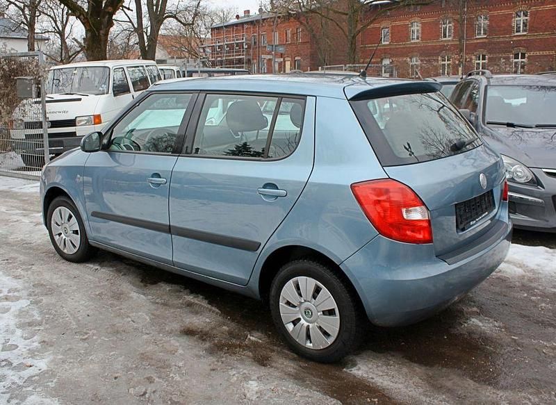 Gebraucht Skoda Fabia Ambiente 86 PS (63 kW) 2007 Grau Limousine