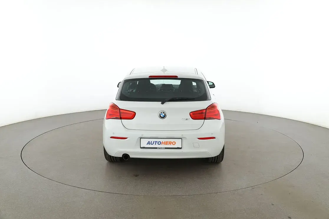 Gebraucht BMW 116 109 PS (80 kW) 2016 Weiß Kleinwagen