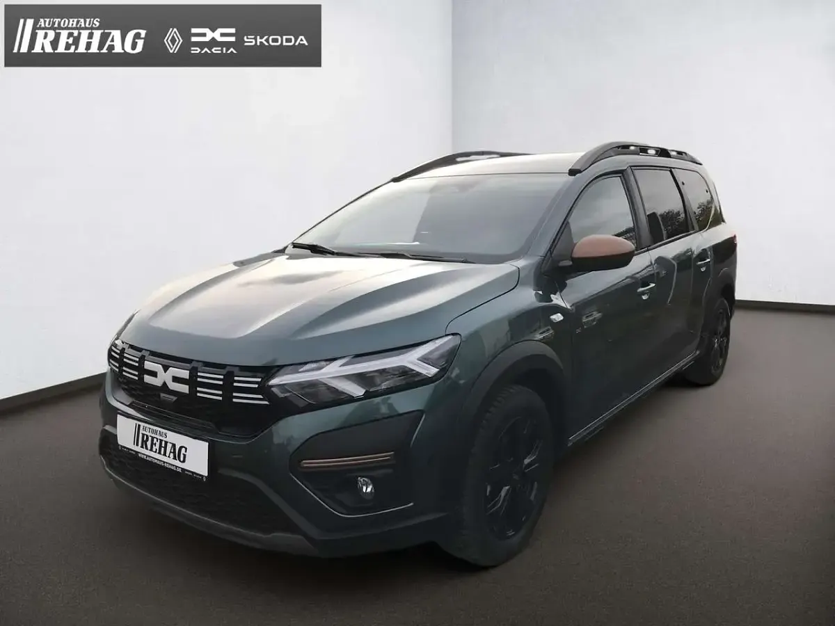 Usata Dacia Jogger Extreme 110 CV (80 kW) 2025 Verde Monovolume