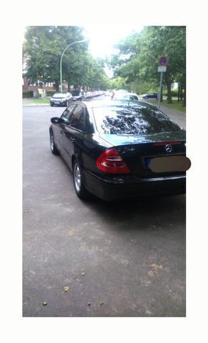 Gebraucht Mercedes E240 177 PS (130 kW) 2004 Schwarz Limousine