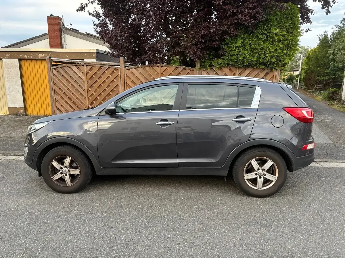 Gebraucht Kia Sportage 136 PS (100 kW) 2013 Grau SUV