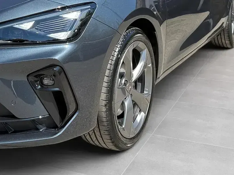 Ny Cupra Leon 204 HK (150 kW) 2026 Grå Sedan