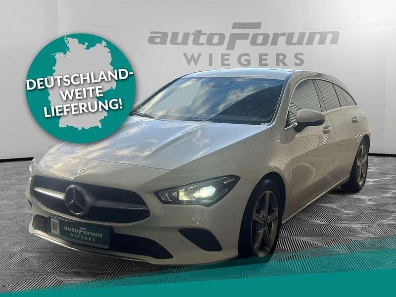Weiß Gebraucht 2021 Mercedes CLA220 Progressive Limousine | 26.881 € (Superpreis) - Bild 1/4